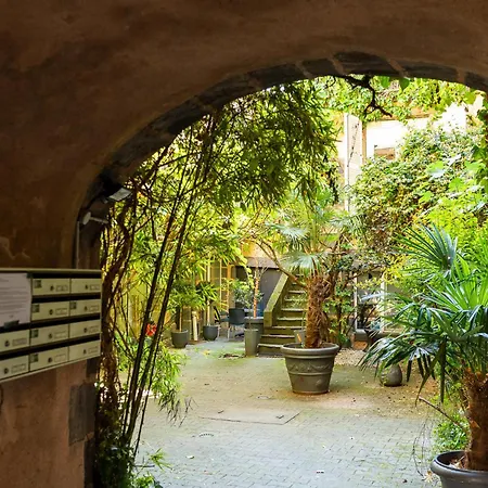 Le Petit Jardin - Pour 2 Personnes Centre Historique Lejlighed