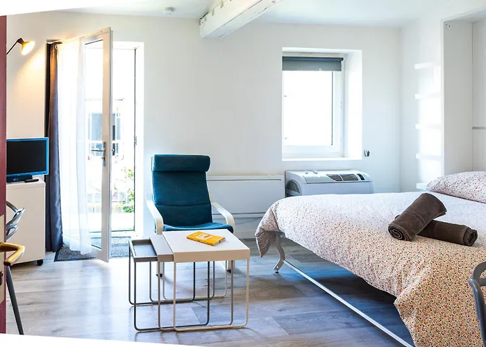 Le Petit Jardin - Pour 2 Personnes Centre Historique *